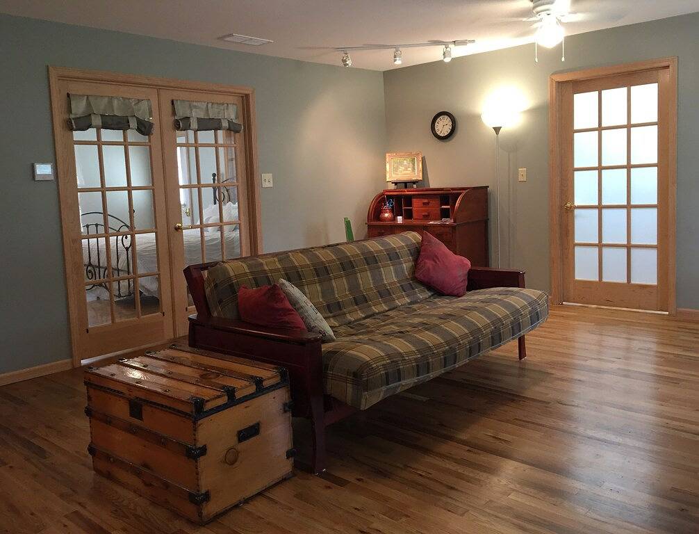 Gemütliches Ferienhaus, komplett eingerichtet, ruhige Innenstadtlage in Riley County