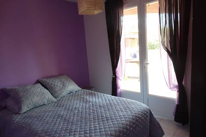 Location de vacances pour 5 personnes, avec jardin et terrasse, animaux acceptés à Régusse - 2