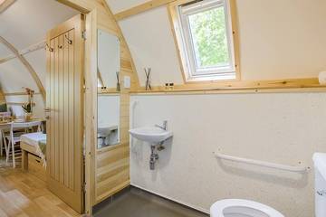 Camping for 2 People in Northrepps, Norfolk, Photo 4