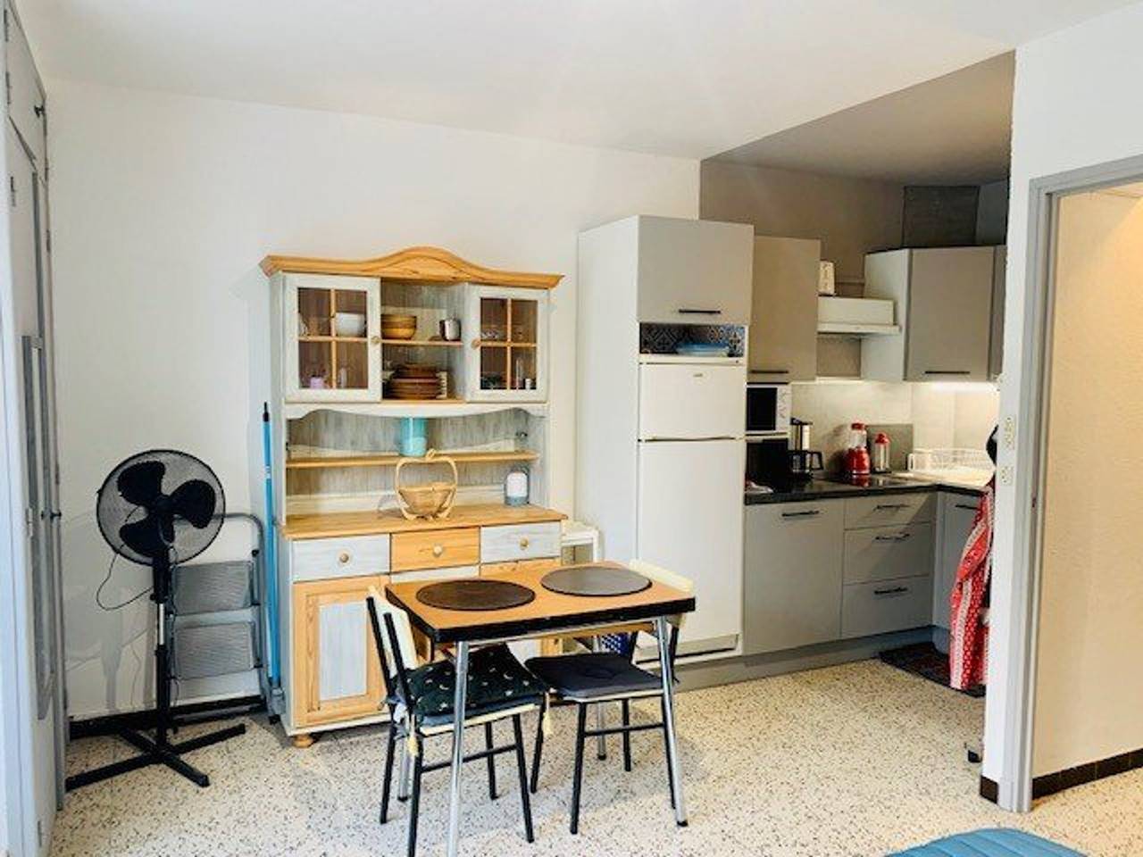 Studio entier, Studio pour cure avec balcon, parking et Wifi à 2 pas des thermes d'Amélie-les-Bains. in Amélie-les-Bains-Palalda, Région de Céret