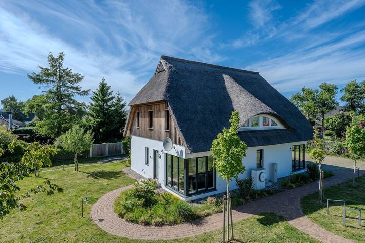 Ferienhaus für 4 Personen, mit Terrasse und Garten sowie Sauna auf dem Darß