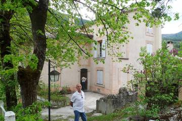 Gîte pour 4 personnes, avec terrasse à Annot