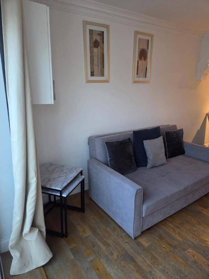 Three-Bedroom Villa in Reading, Berkshire