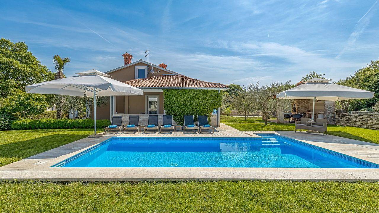 Villa für 8 Personen (135 m²) in Sveti Lovreč Pazenatički in Selina, Zentralistrien