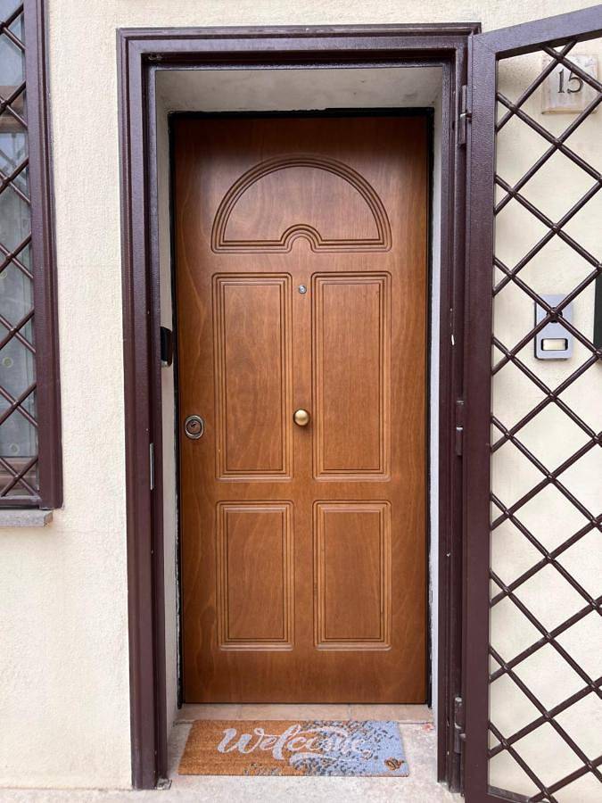 Appartamento intero, One-Bedroom Apartment in Torvaianica, Pomezia