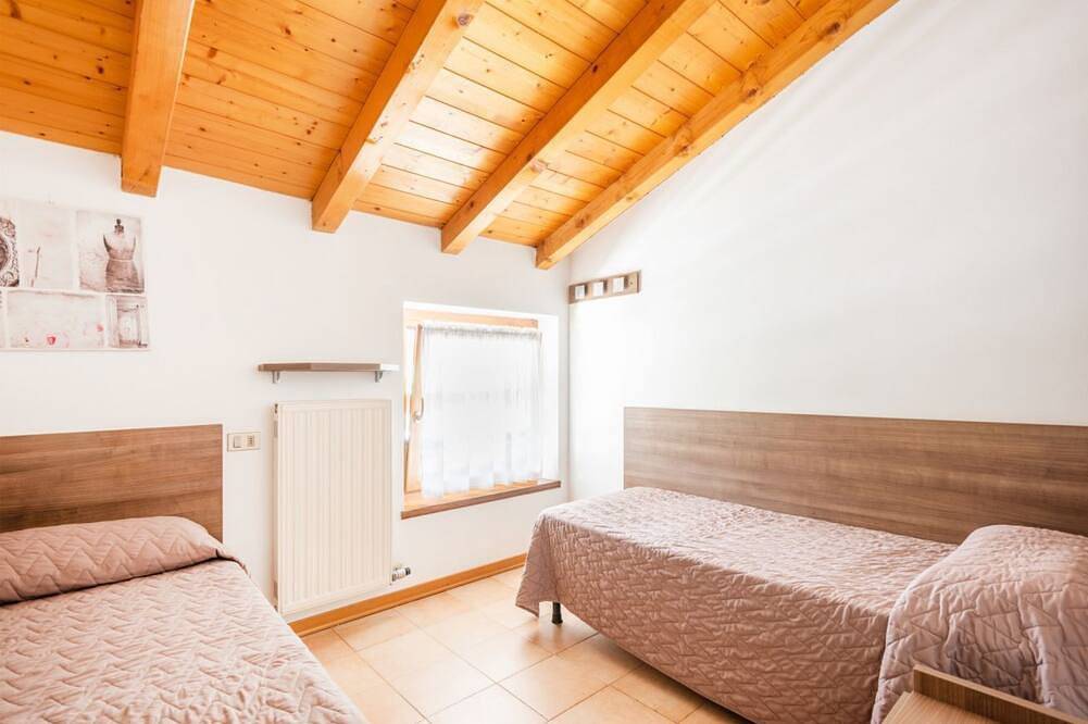 Ganze Wohnung, Casa Lucia Duplex mit Garten nur 100 mt. vom See in Pieve di Ledro, Ledro