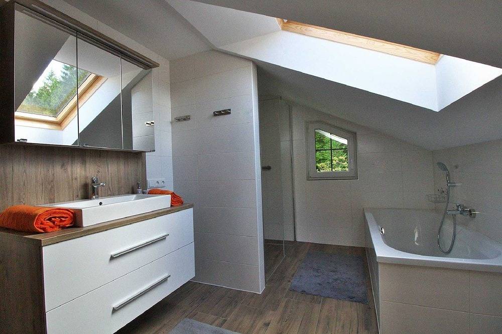 Ganze Wohnung, Apartment Waldblick - Apartments Winkler in Salzkammergut-Berge, Bad Goisern am Hallstättersee