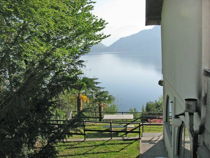 Ferienhaus für 2 Personen, mit Garten und Seeblick, mit Haustier am Comer See