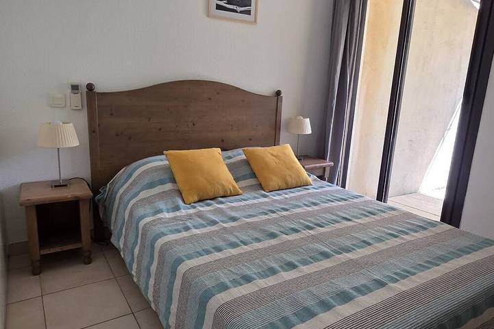 Appartamento intero, Casa Gabo - Lozari, quiet, pool with ocean view, entire place, air-conditioned. in Losari, Belgodere