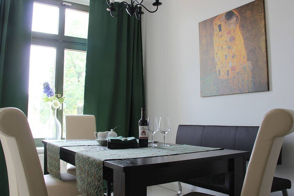 Apartamento entero, Apartamento-De Lujo-Baño privado-Kurt Schumacher Str.21 in Leipzig Mitte, Leipzig