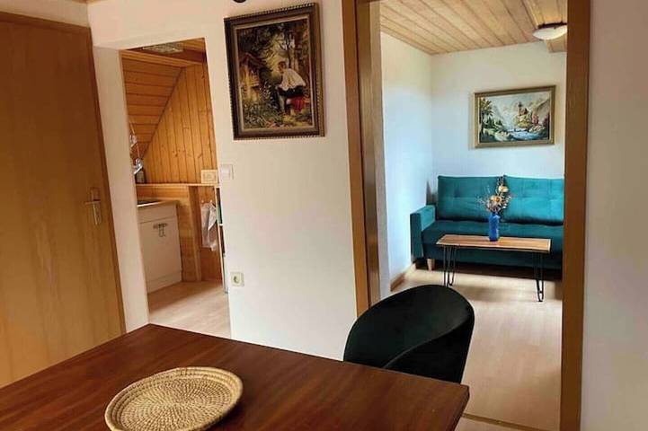 Ferienwohnung für 5 Personen, mit Terrasse in Waldachtal