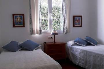 Villa pour 5 Personnes dans Cala Blanca, Ciutadella, Photo 2