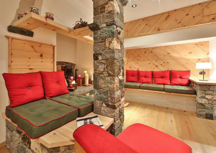 Hôtel pour 3 personnes, avec piscine et jacuzzi ainsi que sauna et terrasse, animaux acceptés dans Saint-Vincent - 4
