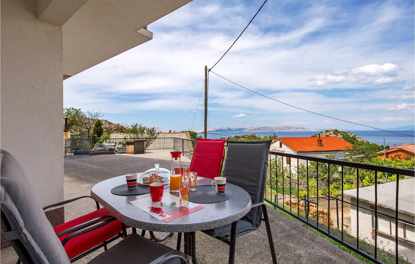 Cijeli apartman za odmor, Apartman za odmor za 4 osoba s terasa in Sveti Juraj, Velebit Nature Park