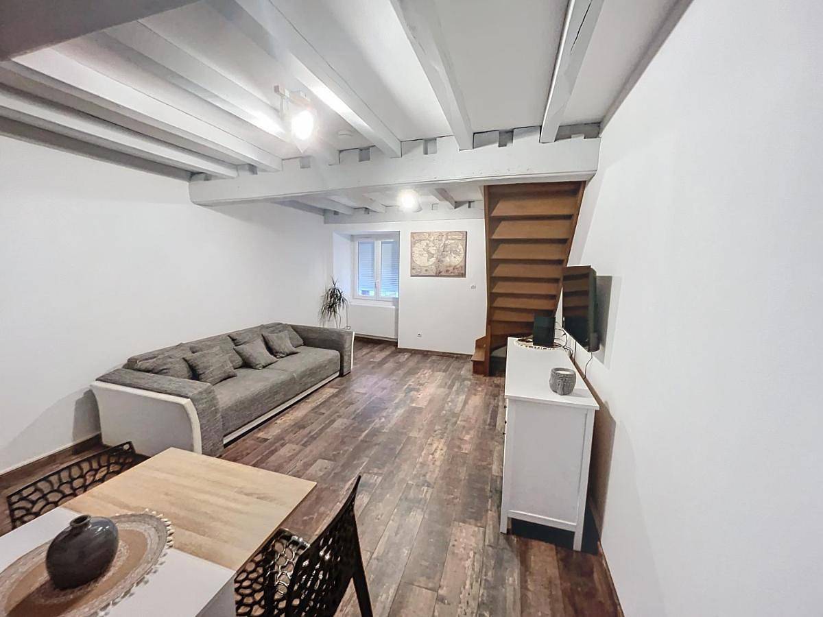 Appartement entier, Two-Bedroom Apartment in Chaumont, Haute-Marne