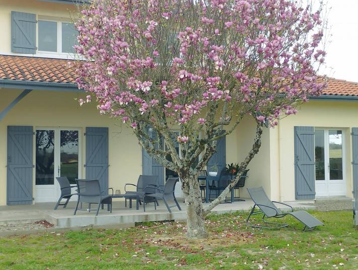 Gîte pour 6 personnes, avec Terrasse ainsi que Jardin et Vue