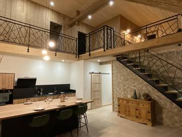 Gîte pour 8 personnes, avec terrasse dans Passavant