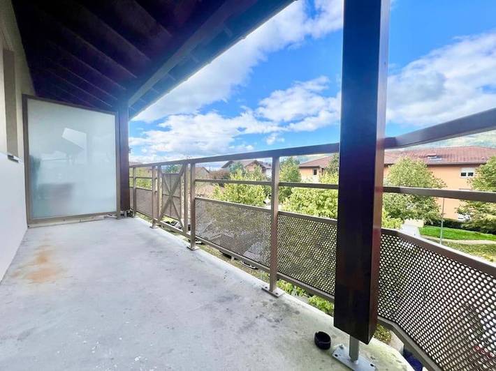 Gîte pour 5 personnes, avec vue ainsi que jardin et terrasse, animaux acceptés à Bonneville - 4