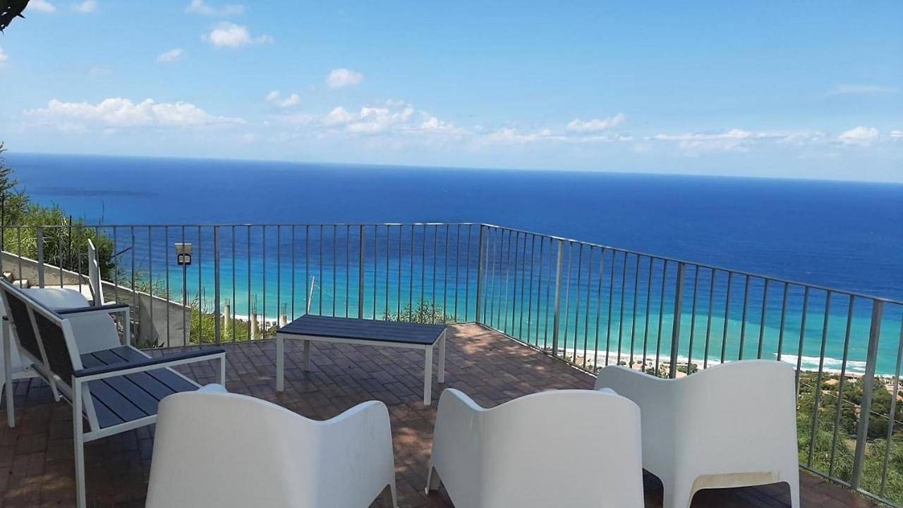 Appartement entier, Three-Bedroom Holiday Home in Zambrone, Province de Vibo Valentia