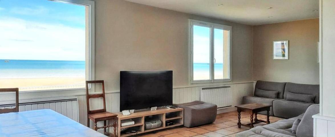 Location de vacances pour 12 personnes, avec jardin et terrasse à Arromanches-les-Bains - 3