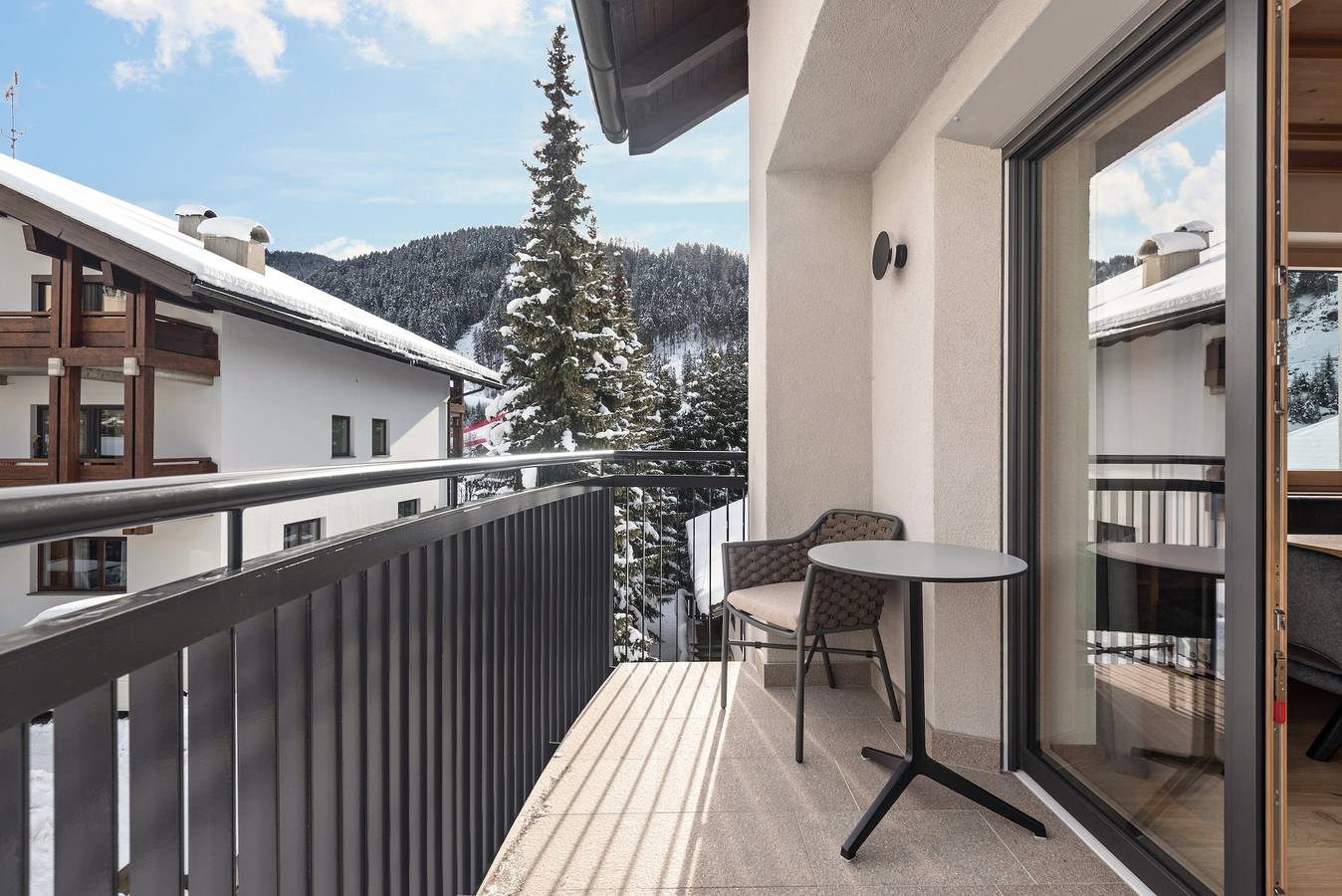 Ganze Wohnung, Ferienwohnung "La Grambla Sella 1" mit Bergblick, Balkon & Wlan in St. Christina in Gröden, Dolomiti Superski