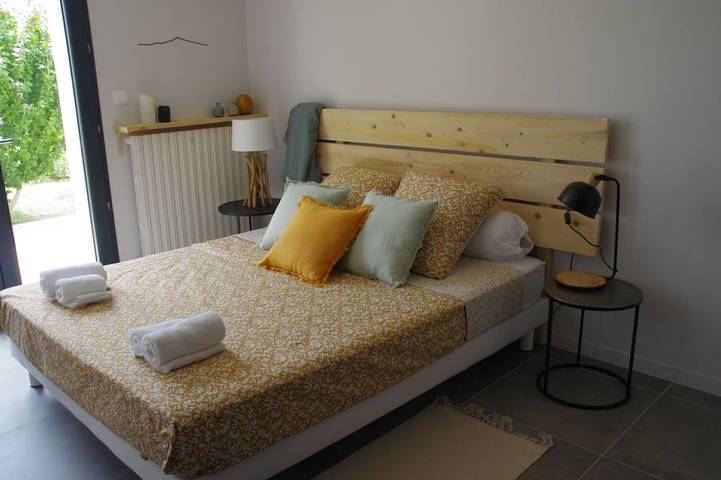 House - South Ardèche - sleeps 10 - private pool, panoramic view and large garden in Bourg-Saint-Andéol, Privas (arrondissement)