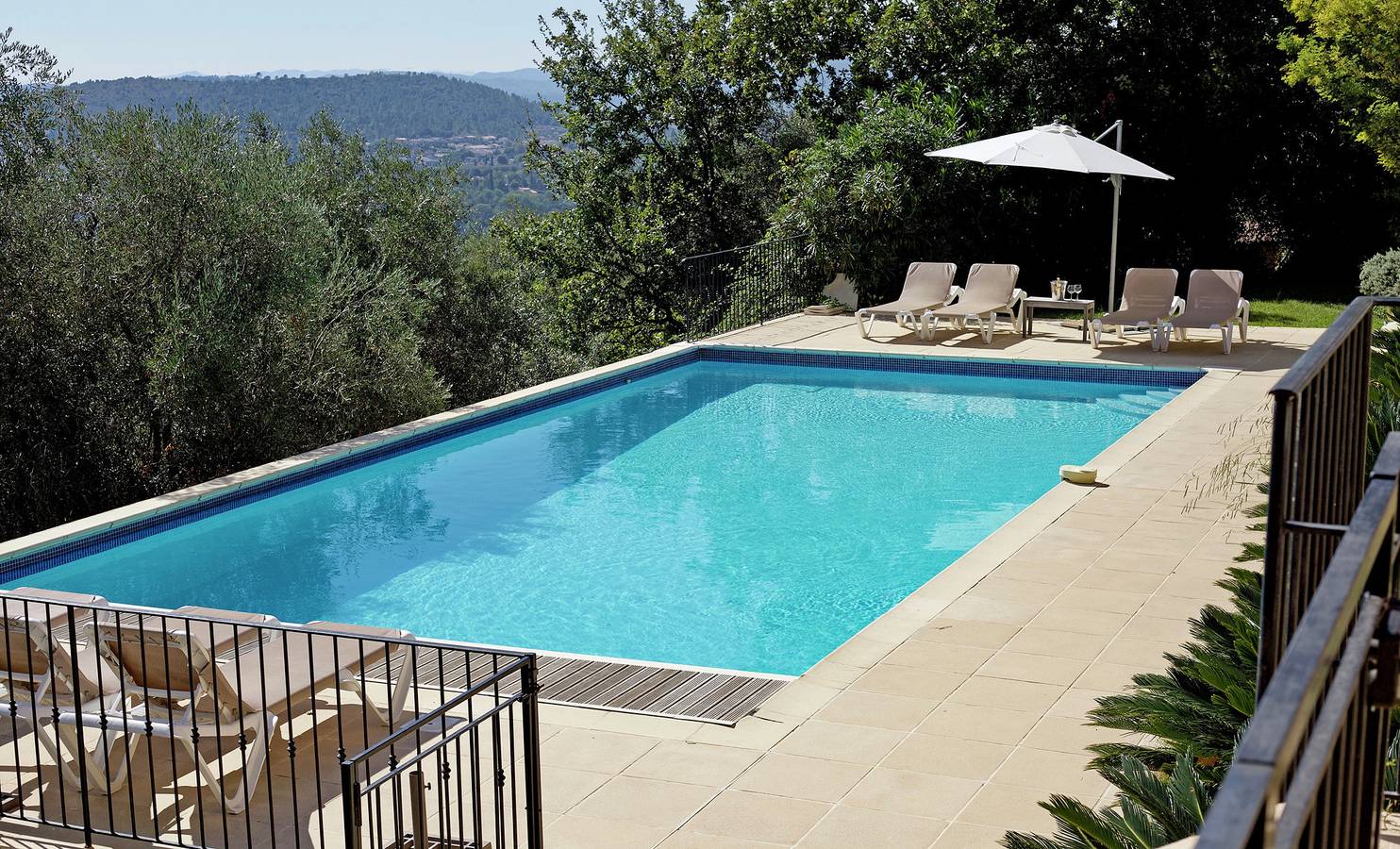 Pradons in Cabris, Mediterranean Coast (France)