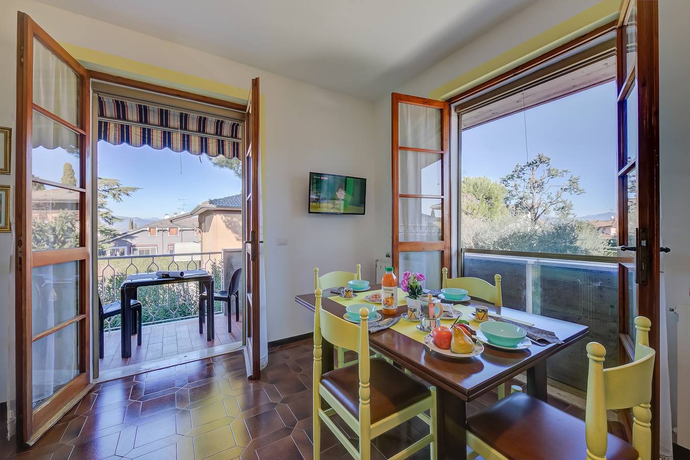 Ganze Wohnung, Villa Fiorita - Apt 4 - Mimosa in Colombare, Sirmione