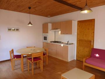 Gîte pour 4 Personnes dans La Chabanne, Région de Vichy, Photo 2