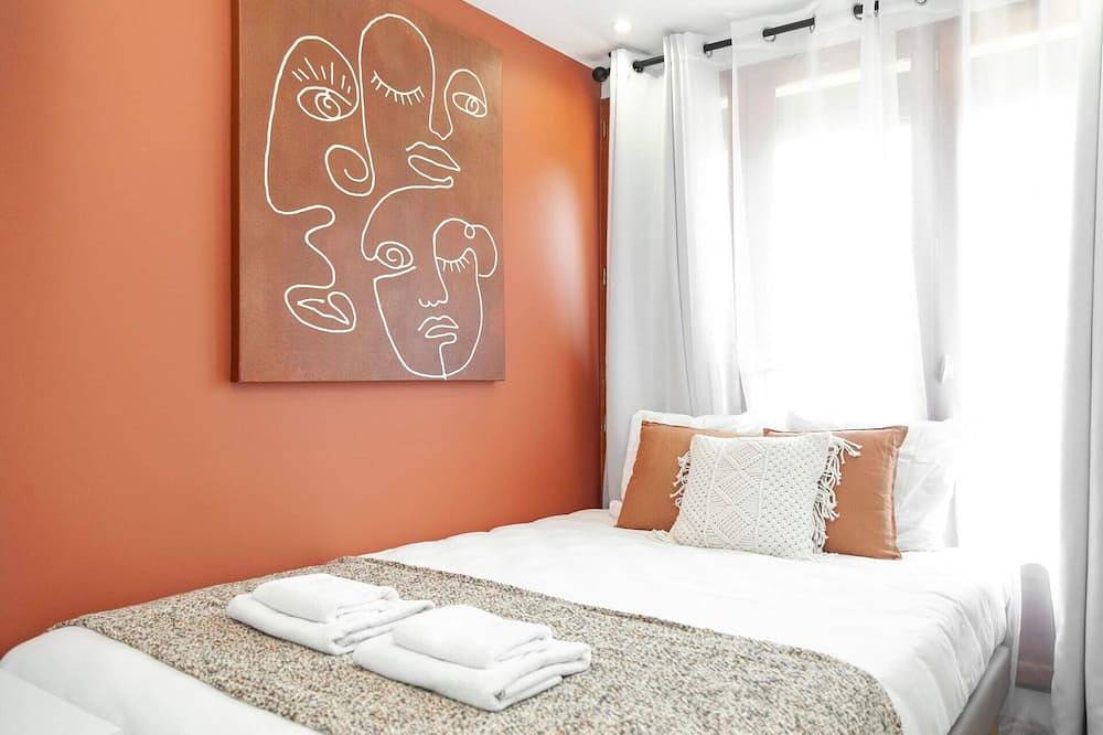 Apartamento entero, Hoche A 11 - Dos Habitaciones Piso, Capacidad 5 in Le Pré-Saint-Gervais, Sena-Saint Denis