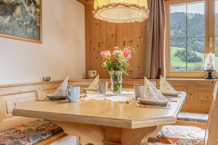 Hel lejlighed, Ferielejlighed for 4 personer med balkon in Hopfgarten im Brixental, Kaiser mountains