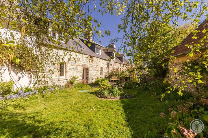 Gîte pour 6 personnes, avec jardin