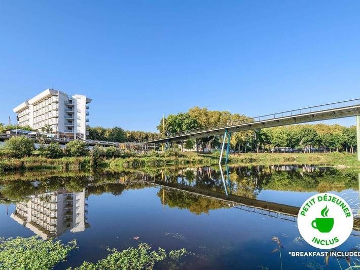 Hôtel pour 2 personnes, avec sauna ainsi que balcon et vue