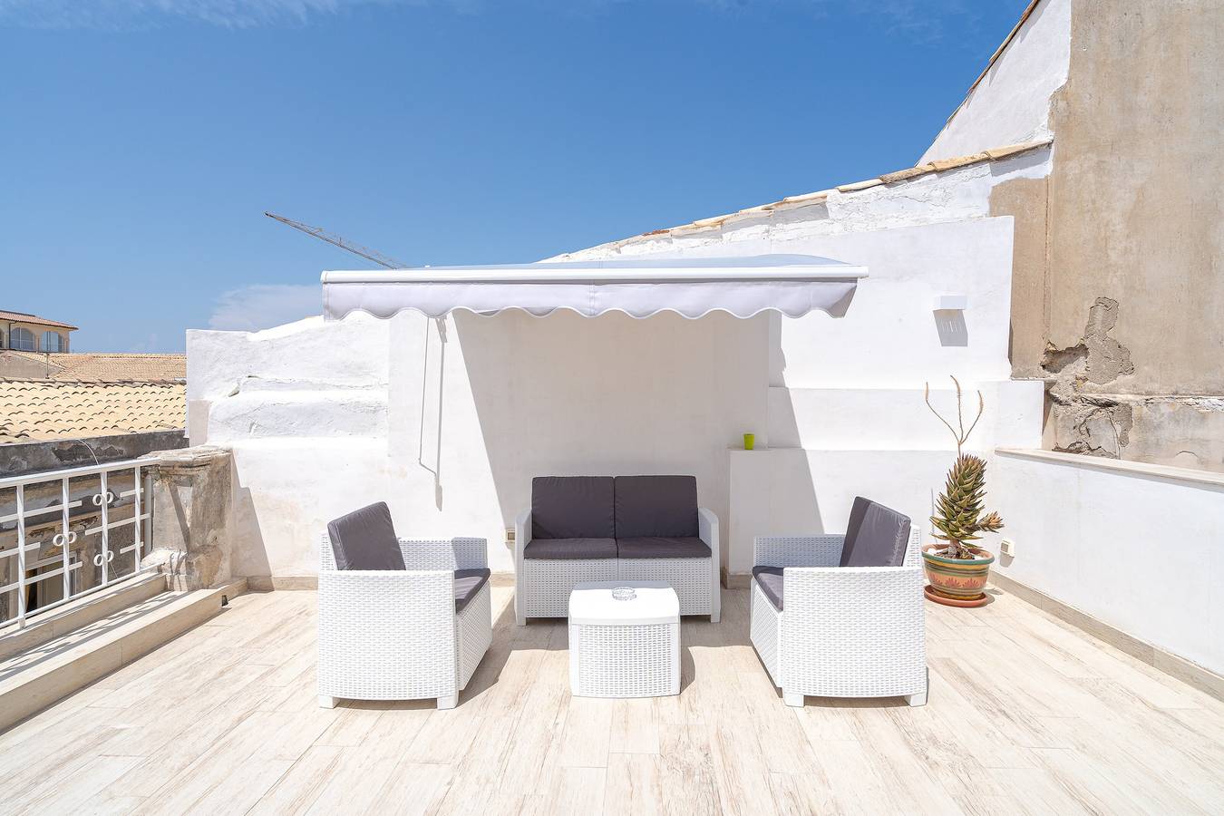 Appartamento intero, Appartamento 'La Rocca Del Gargallo In Ortigia' con terrazza privata, Wi-Fi e aria condizionata in Siracusa, Siracusa e dintorni