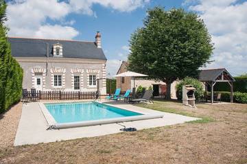Gîte pour 8 personnes, avec jardin à Vernantes