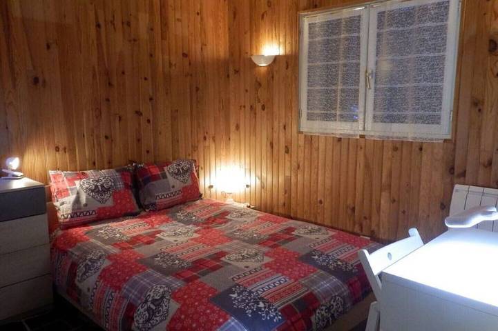 Location de vacances pour 10 personnes, avec jacuzzi et sauna ainsi que terrasse et jardin à Azur - 4