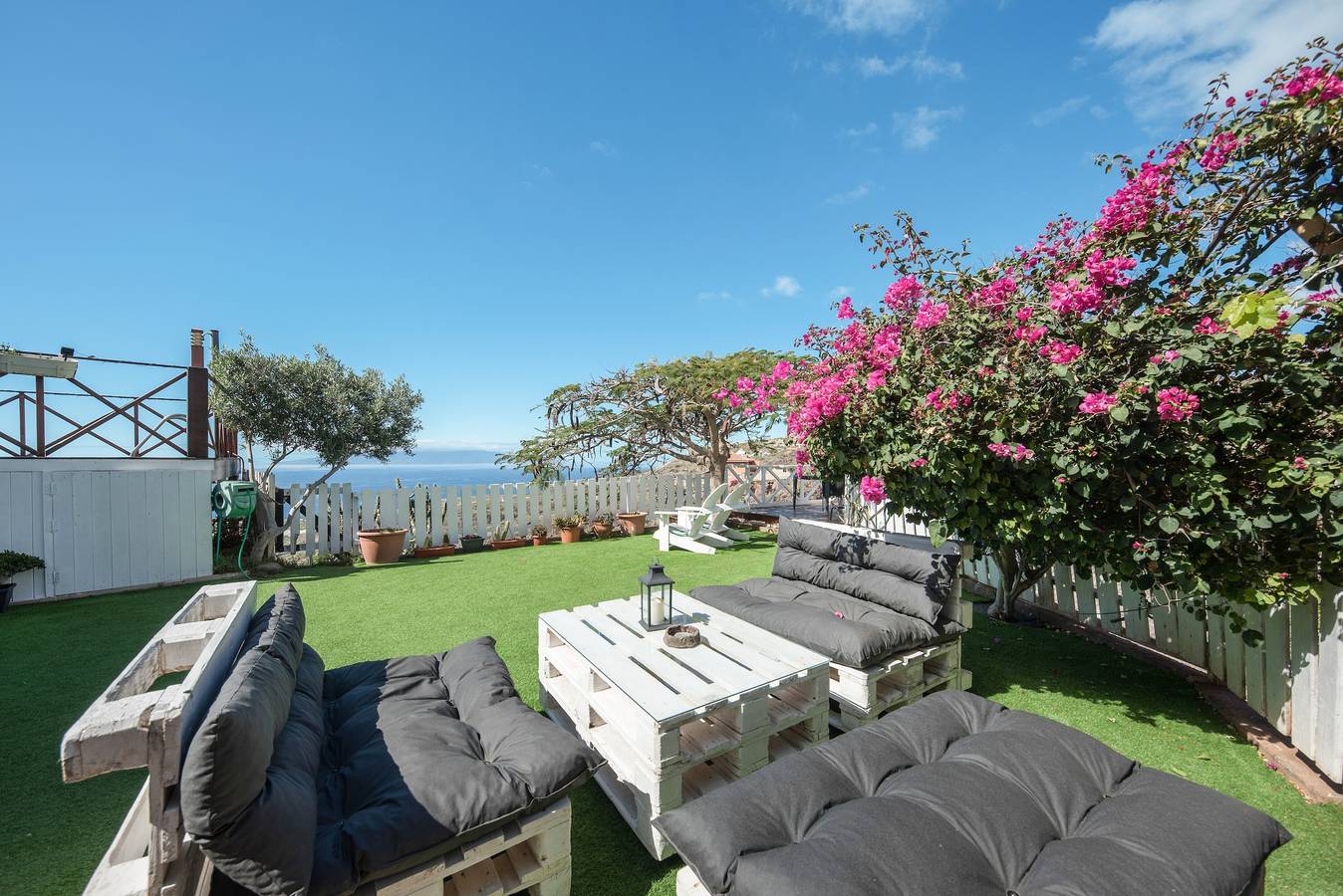 Ferienhaus "La Casita" mit Meer- und Bergblick, gemeinsamem Garten und Wlan in Barrio Los Menores, Adeje