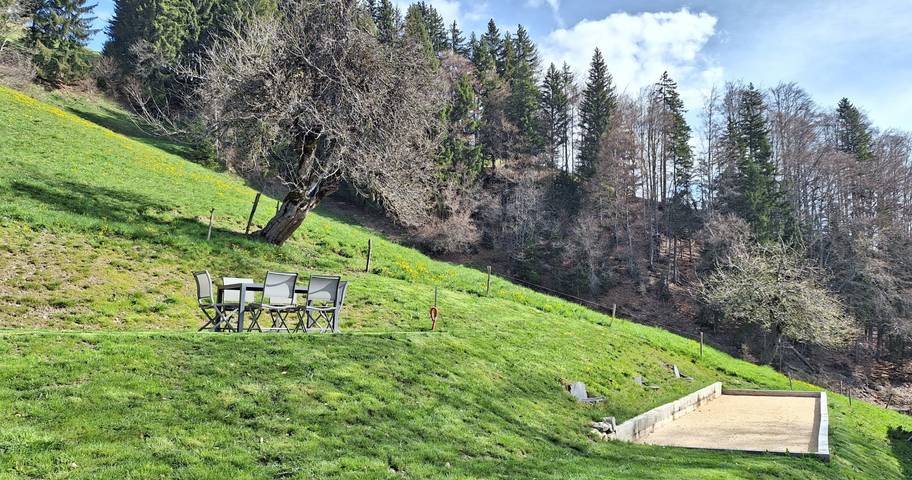Location de vacances pour 3 personnes, avec jardin en Savoie - 3