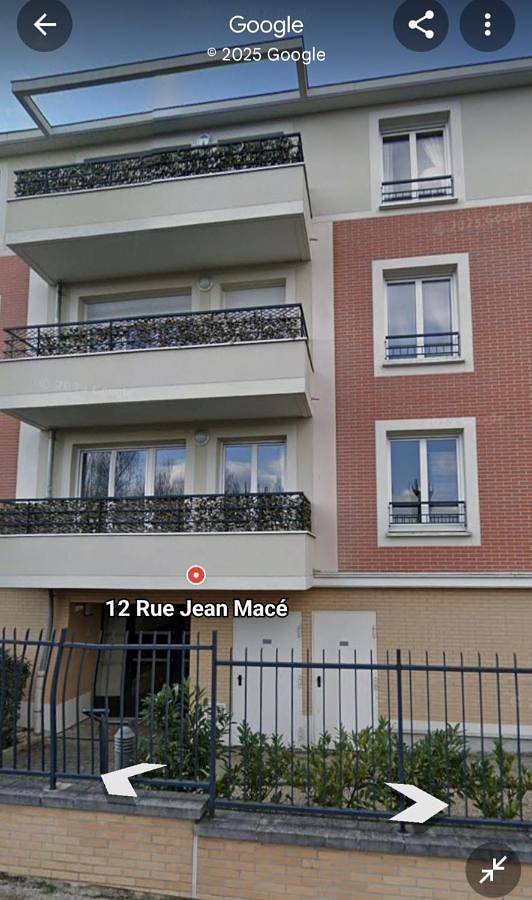 Double Room in Trappes, Yvelines