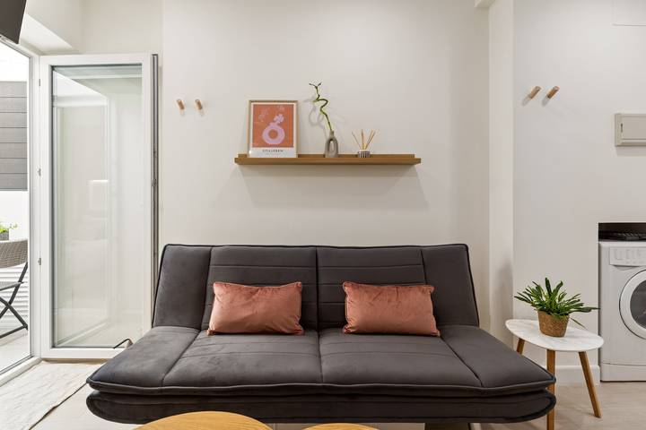 Entire studio, La Cala Home - Cala Arena - Ground Floor Studio with Private Patio and Pool in Playa de La Cala - El Torreón (Mijas), Mijas
