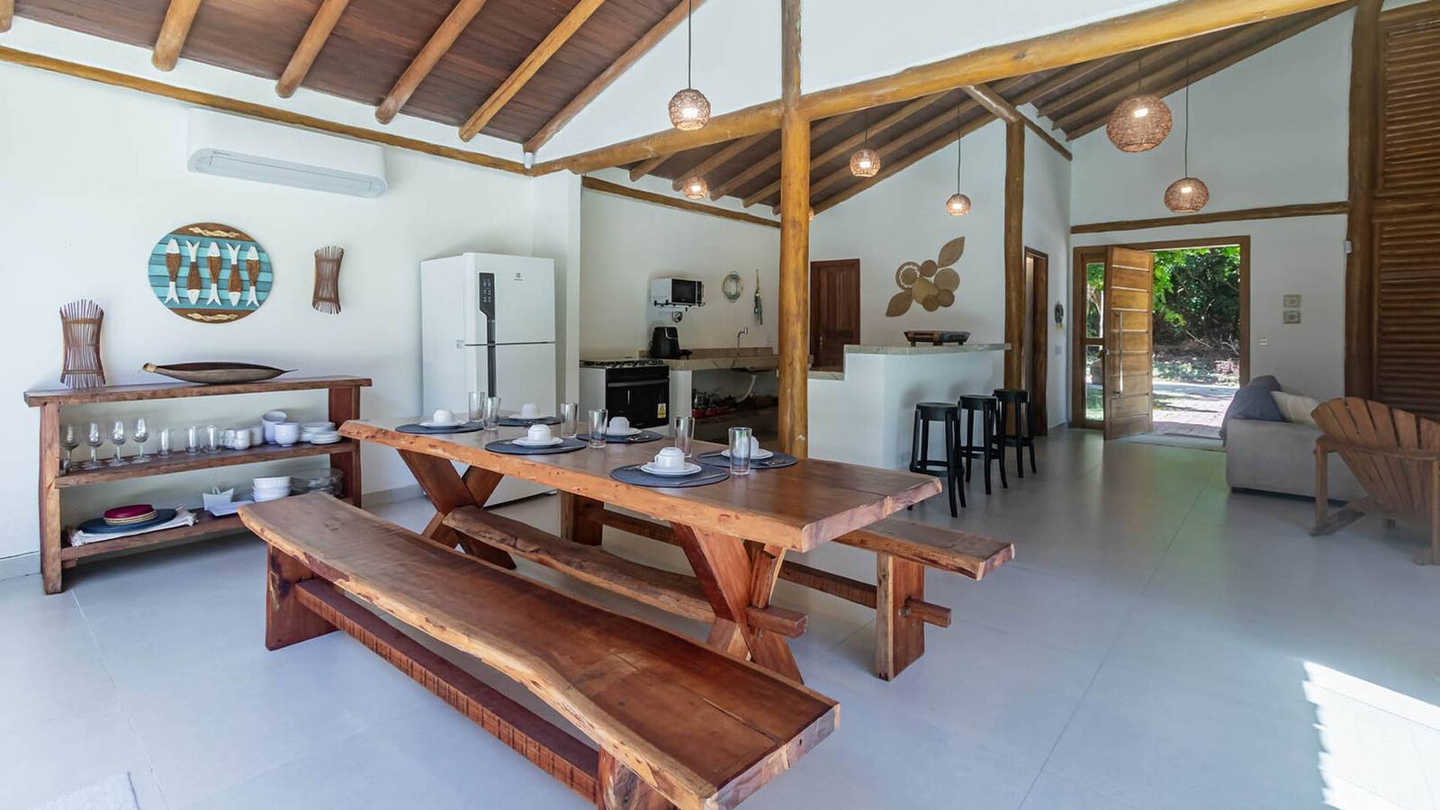 Casa Pet-Friendly em Cond. com Piscina e 5 Suítes in Porto Seguro, Costa do Descobrimento