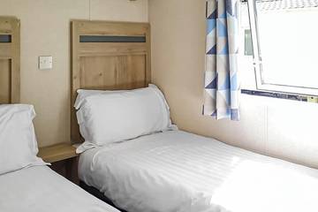 Static Caravan for 4 People in North Yorkshire, Yorkshire, Photo 3