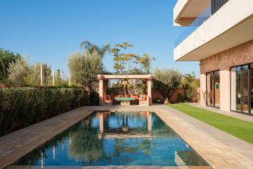Villa for 8 Guests in Annakhil, Marrakech, Picture 1