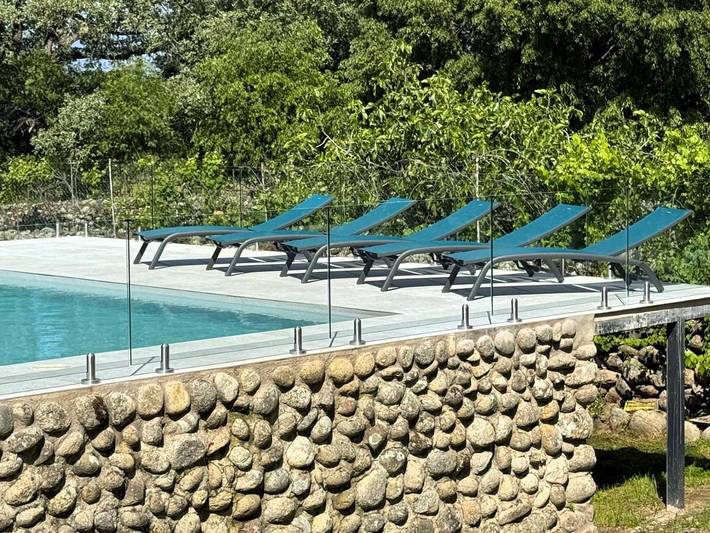 Chalet para 15 personas, con piscina además de jardín y vistas en Sierra de Gredos - 3