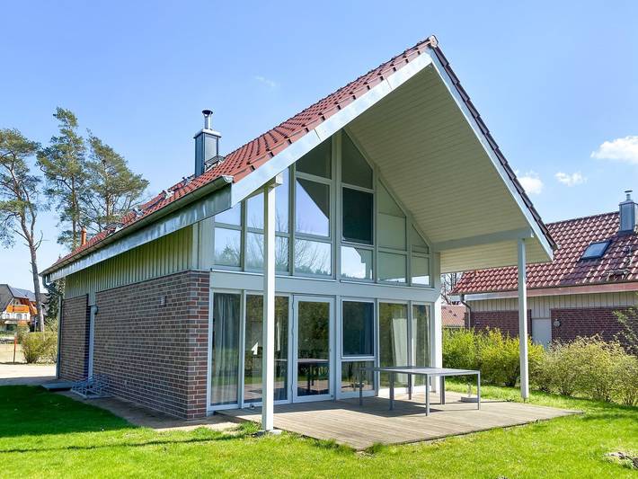 Ferienhaus für 8 Personen, mit Sauna und Garten sowie Ausblick, kinderfreundlich in Röbel-Müritz - 3