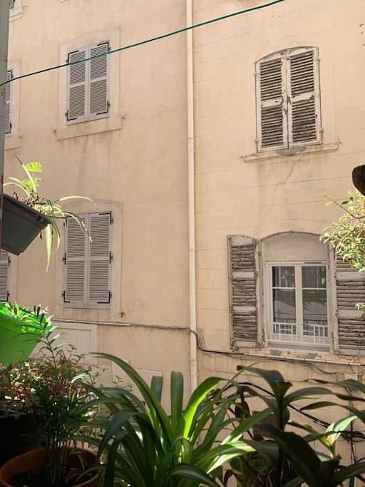 Gîte pour 2 personnes dans Basilique De Sainte Marie Majeure La Major Marseille - 2