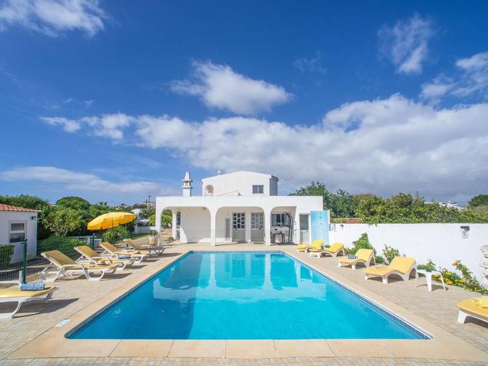 Apartamento de férias para 4 pessoas, com piscina e terraço em Loulé