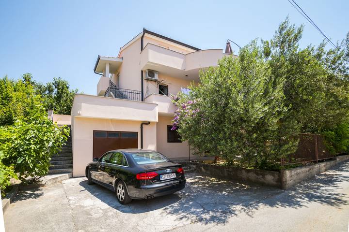 Apartament wakacyjny dla 6 osób, z Balkon i Widok w Solin