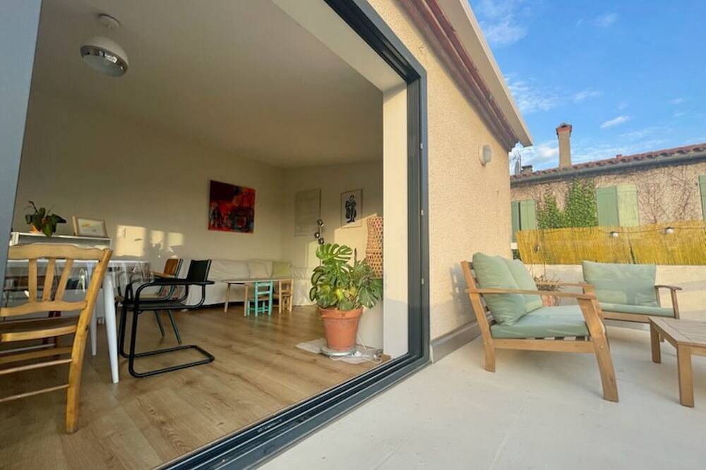 Appartement entier, Évasion Authentique au Cœur de Laroque des Albères in Laroque-des-Albères, Région de Céret
