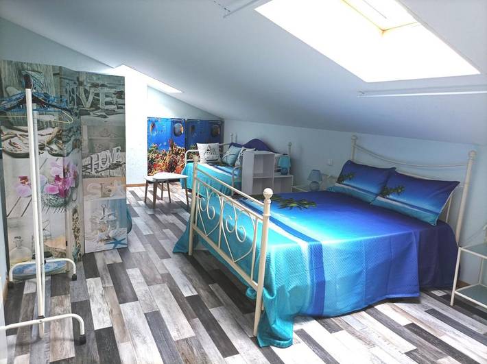 Location de vacances pour 2 personnes, avec piscine ainsi que vue et jardin à Le Gua - 2